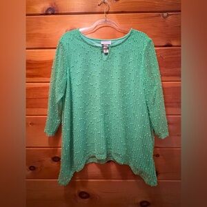 Alfred Dunner M popcorn knit sequin pullover top with keyhole opening.